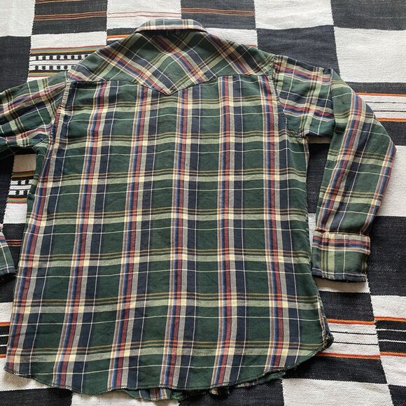 Vintage Wrangler Pearl Snap Button Up Shirt. Large. Pockets. USA. - Picture 13 of 16